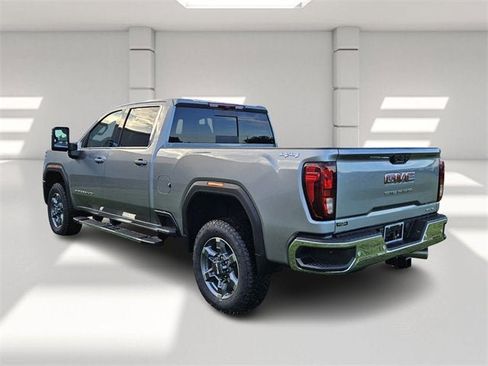 New 2025 GMC Sierra 2500 SLE w/ SLE Value Package; image 3