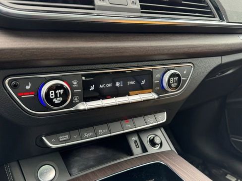 Certified 2023 Audi Q5 2.0T Premium Plus w/ Premium Plus Package image 18