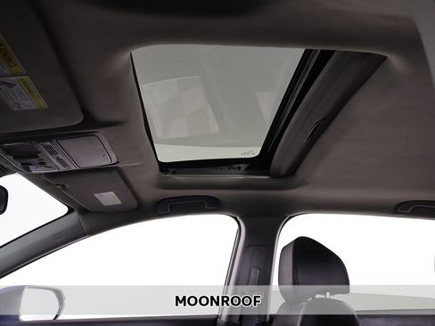 Used 2020 Honda CR-V EX-L image 3