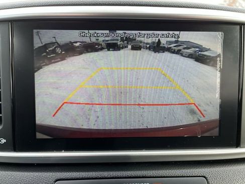 Used 2020 Kia Sportage LX w/ LX Popular Package AWD/4WD image 23
