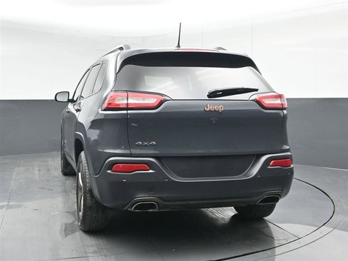 Used 2017 Jeep Cherokee 75th Anniversary image 6
