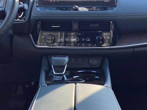 New 2026 Nissan Rogue Platinum w/ Platinum Premium Package AWD/4WD image 26