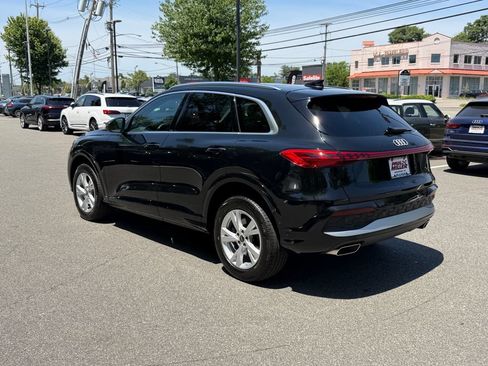 Used 2025 Audi Q5 Premium w/ Convenience Package AWD/4WD image 4