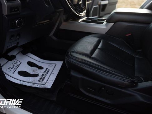 Used 2022 Ford F350 Lariat w/ Lariat Ultimate Package image 25