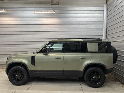 Used 2022 Land Rover Defender 110 S AWD/4WD image 8