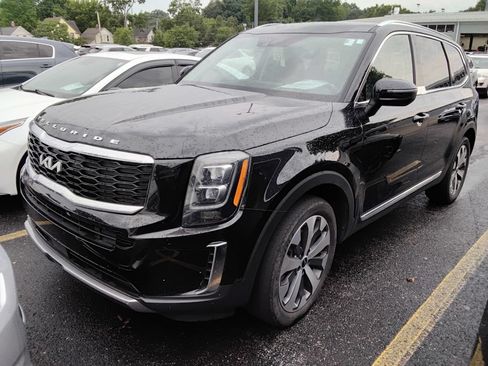 Used 2022 Kia Telluride EX w/ EX Premium Package AWD/4WD image 12