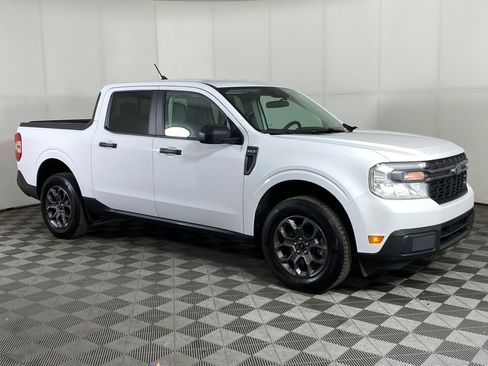 Used 2023 Ford Maverick XLT image 6