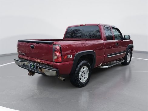Used 2006 Chevrolet Silverado 1500 LT w/ Onstar Plus Package image 3