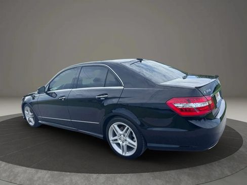 Used 2013 Mercedes-Benz E 350 4MATIC Sedan image 5