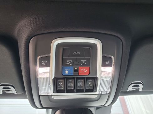 Used 2020 RAM 1500 Limited AWD/4WD image 24