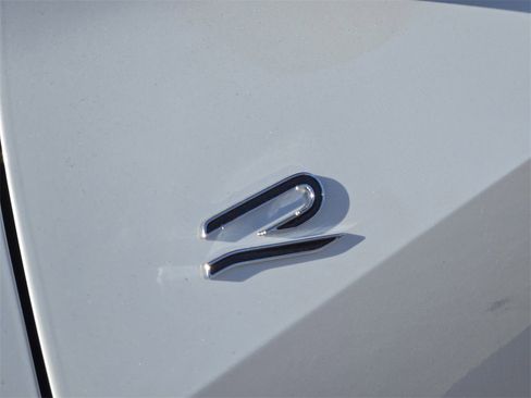 New 2026 Volkswagen Tiguan SE R-Line image 8