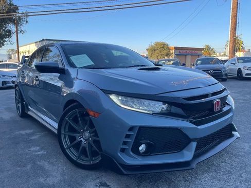 Used 2019 Honda Civic Type R image 3