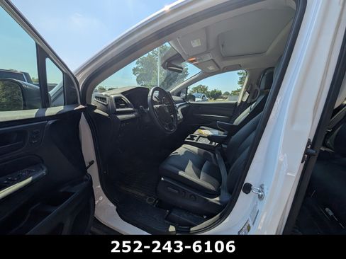 Used 2025 Honda Odyssey EX-L image 12