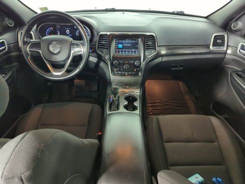 Used 2020 Jeep Grand Cherokee Laredo image 15