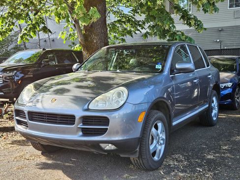 Used 2004 Porsche Cayenne S AWD/4WD image 6
