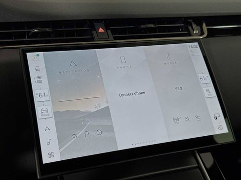 New 2026 Land Rover Range Rover Evoque S image 13