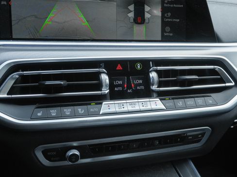 Used 2023 BMW X5 sDrive40i w/ Premium Package RWD image 23