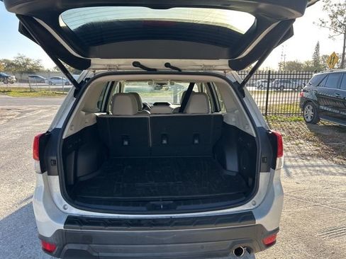 Used 2019 Subaru Forester Limited image 7