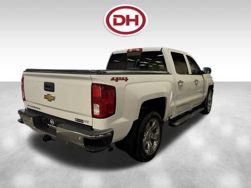 Used 2018 Chevrolet Silverado 1500 LTZ w/ Sport Package AWD/4WD image 12