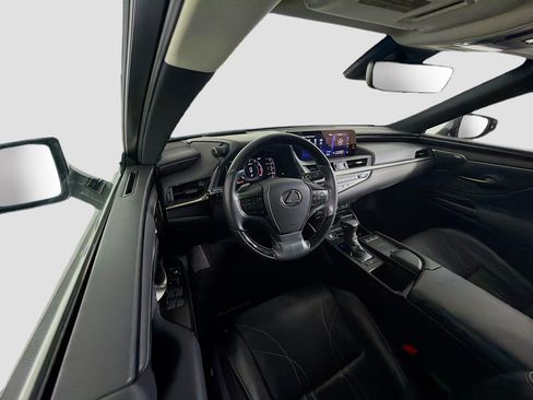 Used 2019 Lexus ES 350 Ultra Luxury w/ Accessory Package 2 FWD image 18