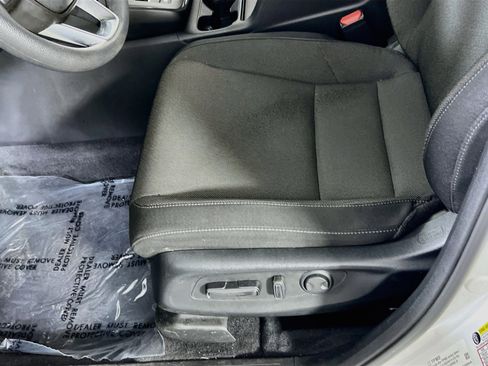 Used 2023 Honda CR-V EX image 18