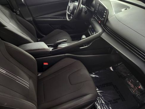 Certified 2025 Hyundai Elantra Sport w/ Cargo Package FWD image 14