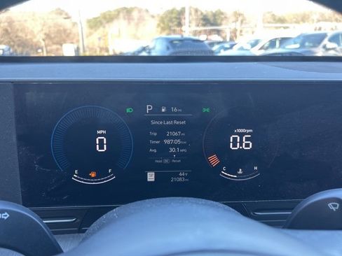 Certified 2024 Hyundai Kona SEL image 10