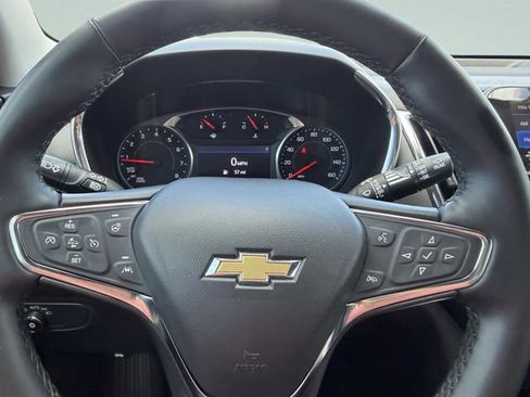 Certified 2024 Chevrolet Equinox LT image 34