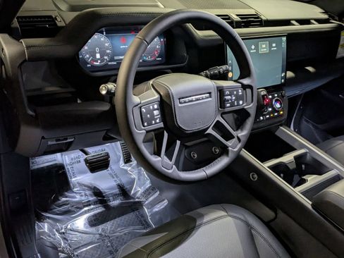 New 2026 Land Rover Defender 110 X AWD/4WD image 16