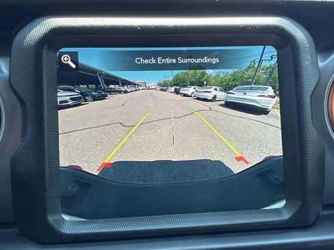 Used 2022 Jeep Gladiator Mojave w/ LED Lighting Group AWD/4WD image 40