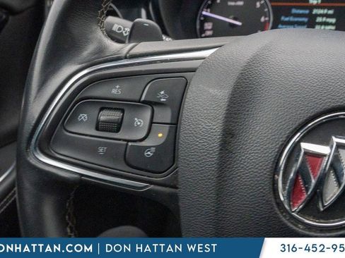 Used 2023 Buick Envision Essence FWD image 12