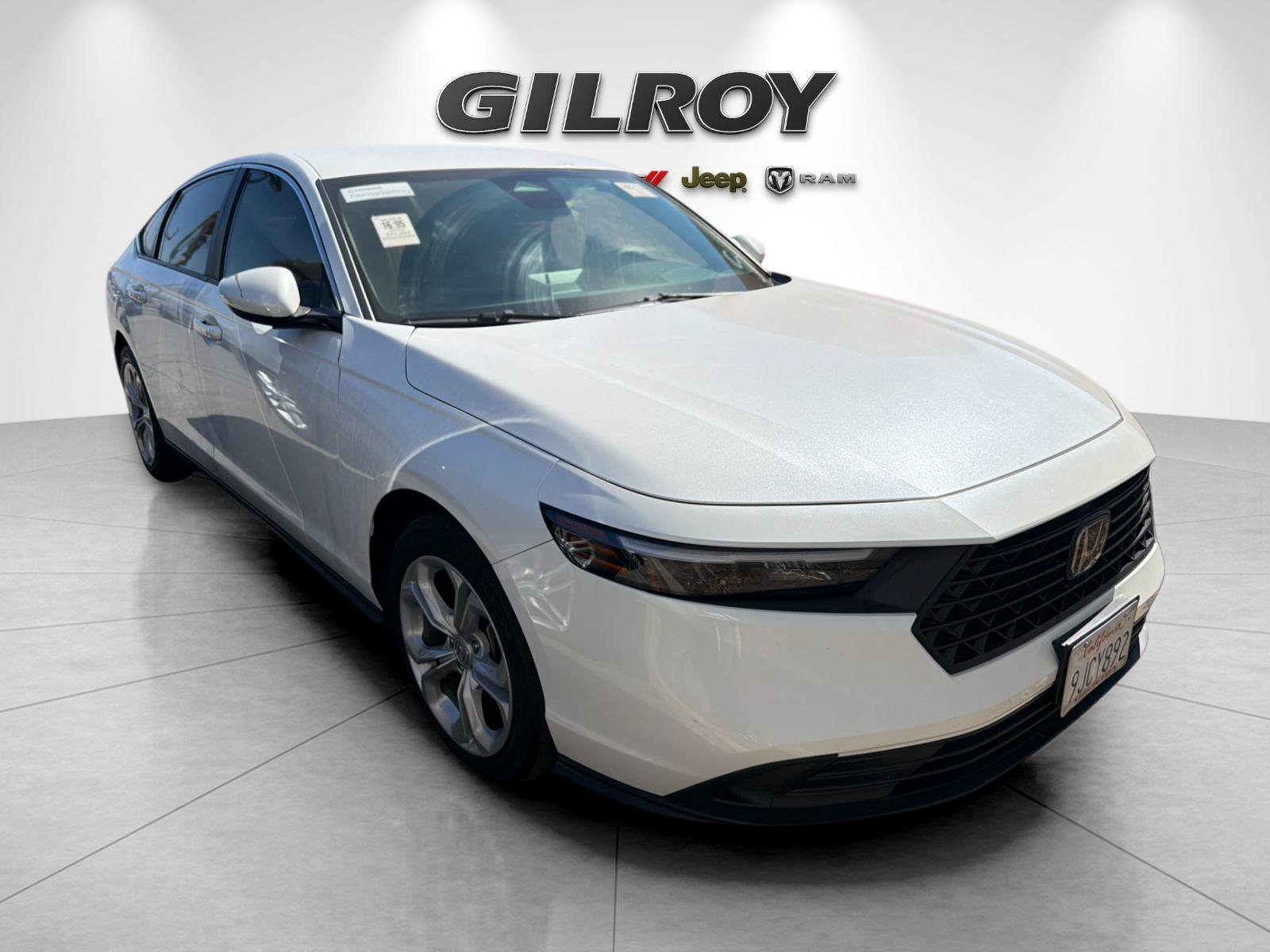 Used 2023 Honda Accord LX image 2