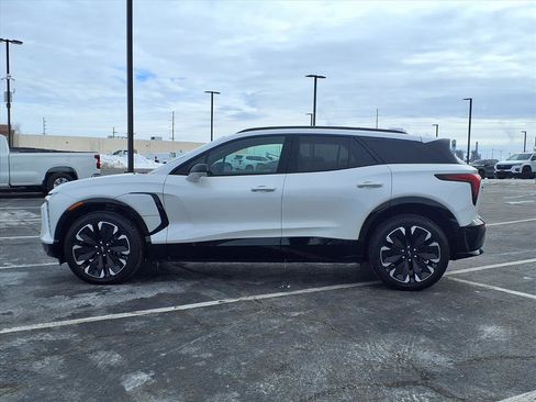 Used 2024 Chevrolet Blazer EV RS image 18