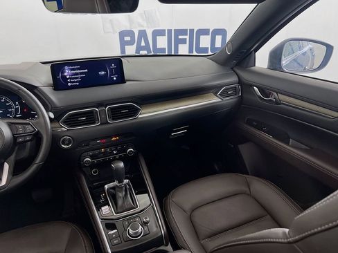 Certified 2025 MAZDA CX-5 Signature image 29