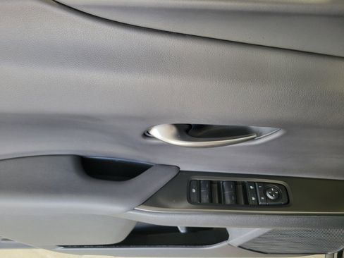 Certified 2025 Lexus UX 300h FWD w/ Accessory Package (Z2) image 20