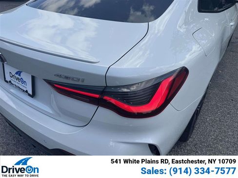 Used 2022 BMW 430i xDrive Coupe w/ M Sport Package AWD/4WD image 10