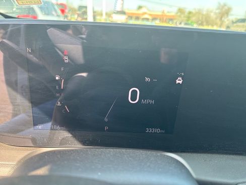 Used 2024 Buick Encore GX Sport Touring image 16