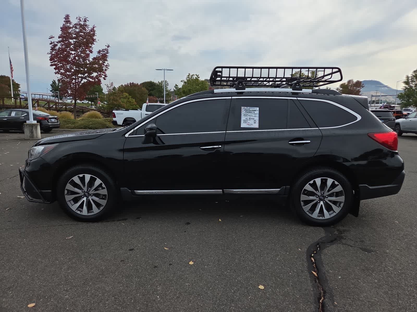 Used 2019 Subaru Outback 3.6R Touring w/ Popular Package #3A AWD/4WD image 11