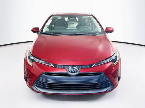 Used 2023 Toyota Corolla LE w/ LE Premium Package FWD image 8