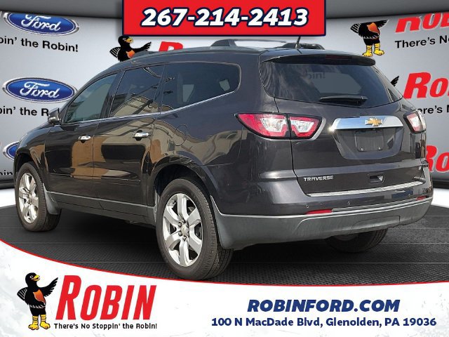 Used 2017 Chevrolet Traverse LT w/ Style and Technology Package FWD image 5