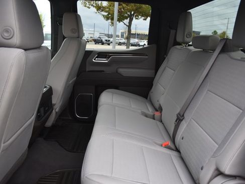 New 2026 Chevrolet Silverado 1500 LT w/ Z71 Off-Road Package image 17