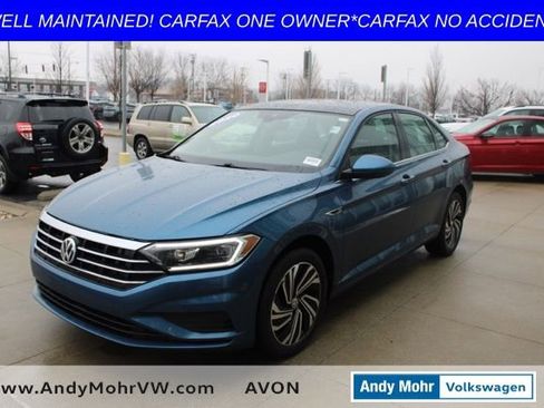 Used 2020 Volkswagen Jetta SEL image 3