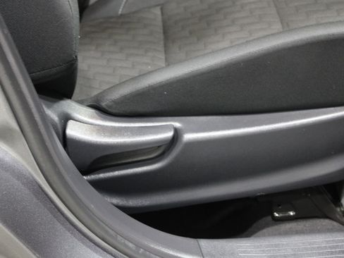 Used 2023 Nissan Kicks SV FWD image 23