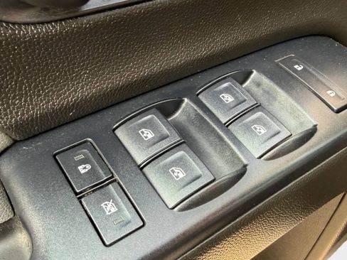 Used 2019 Chevrolet Silverado 2500 W/T AWD/4WD image 11