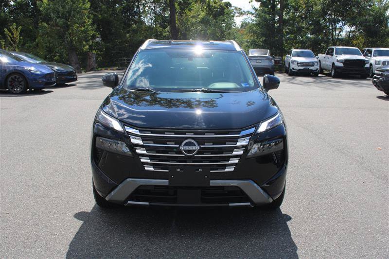 Used 2026 Nissan Rogue SL FWD image 3