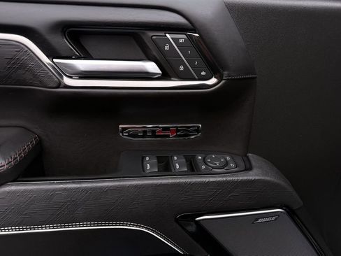 Used 2024 GMC Sierra 1500 AT4X image 15