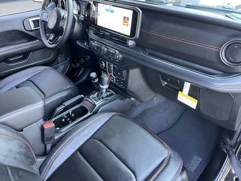 New 2026 Jeep Wrangler Unlimited Rubicon image 28