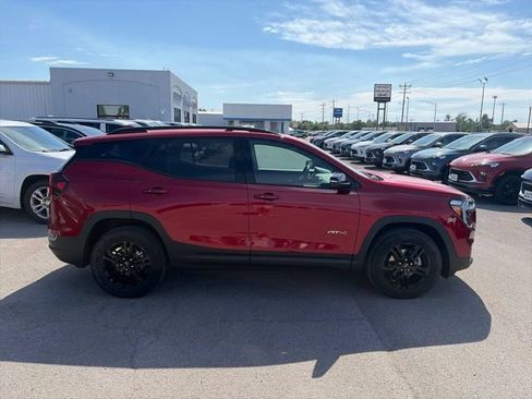 Used 2024 GMC Terrain AT4 AWD/4WD image 7