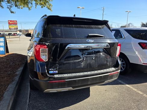 Used 2020 Ford Explorer XLT w/ Equipment Group 202A image 35