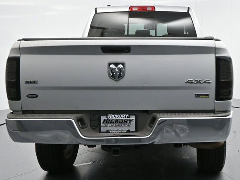 Used 2015 RAM 1500 Classic SLT AWD/4WD image 6